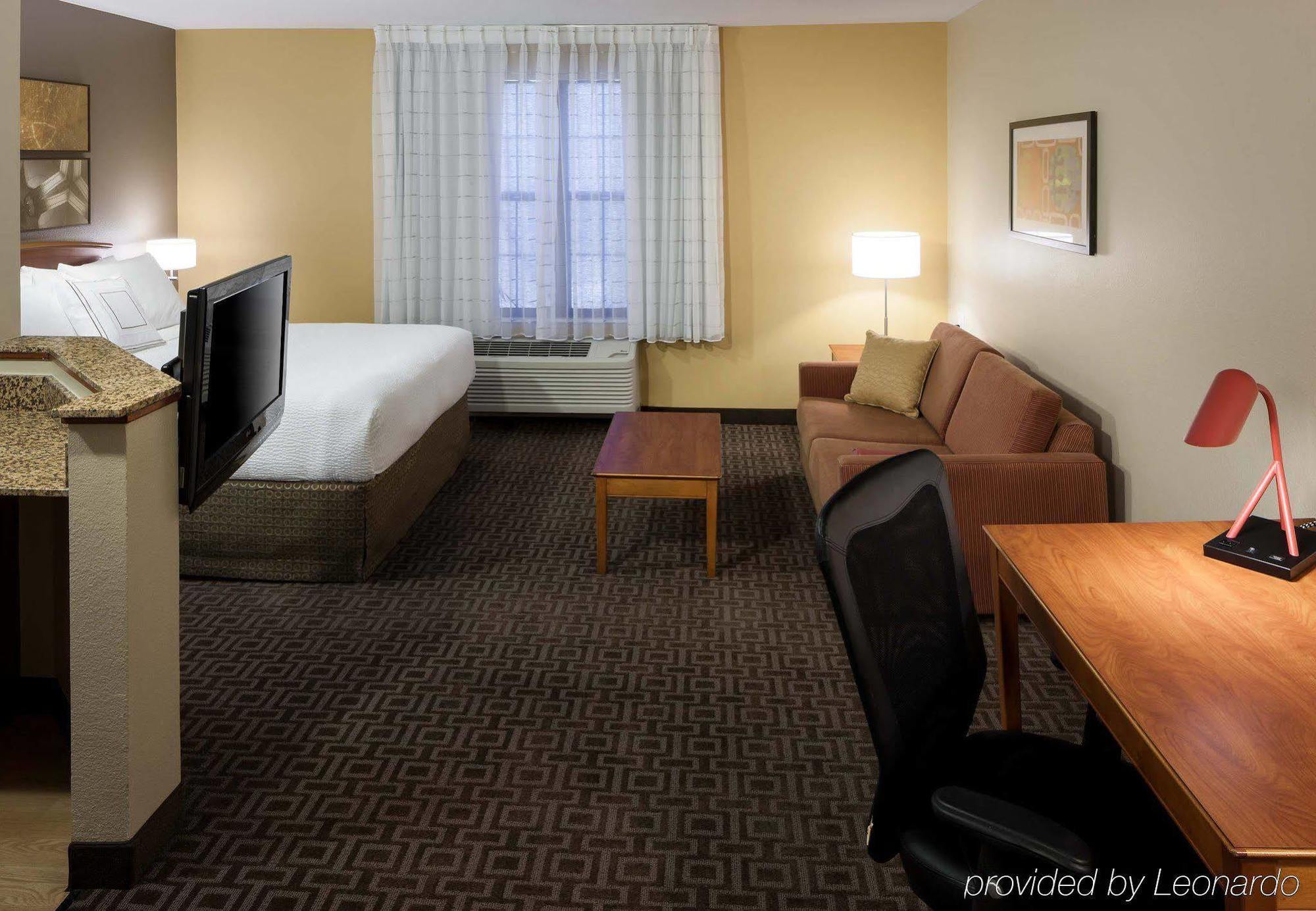 Towneplace Suites By Marriott Колледж-Стейшн Экстерьер фото